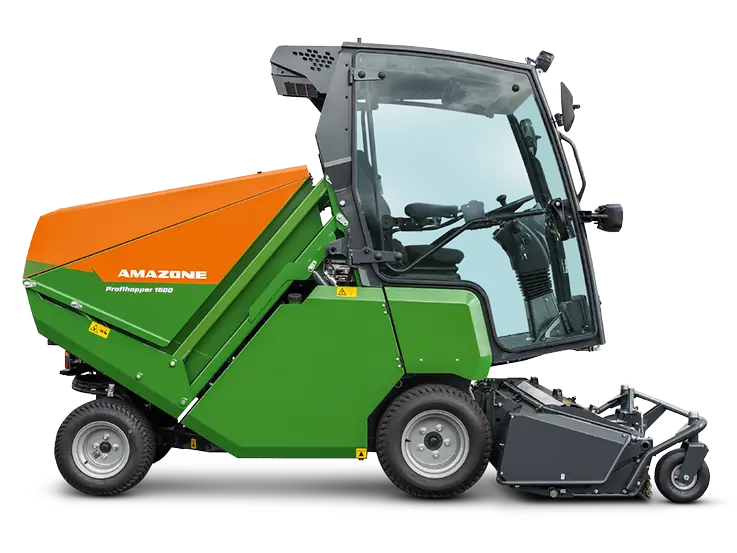 Amazone Maschine zur Rasenpflege